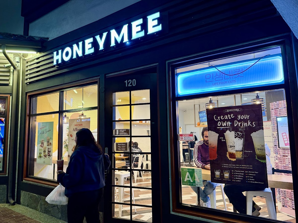 Honeymee Japanese Village